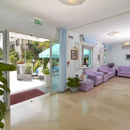 Hotel Albicocco Riccione